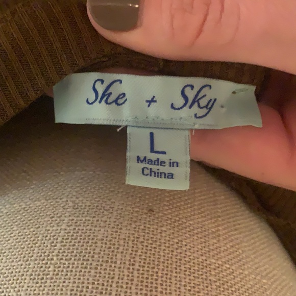 She + Sky Off the shoulder brown dress - Picture 6 of 6